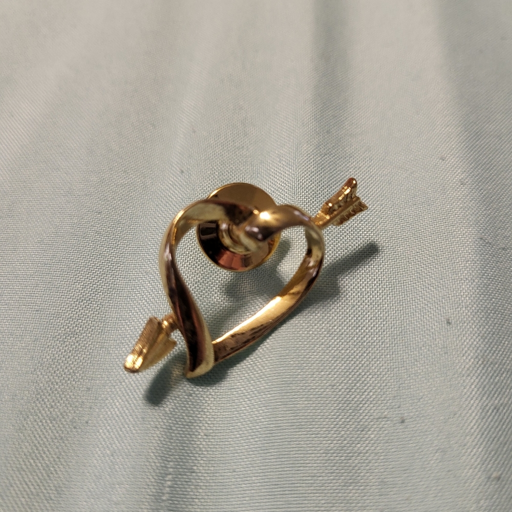 Vintage Avon Heart Pin